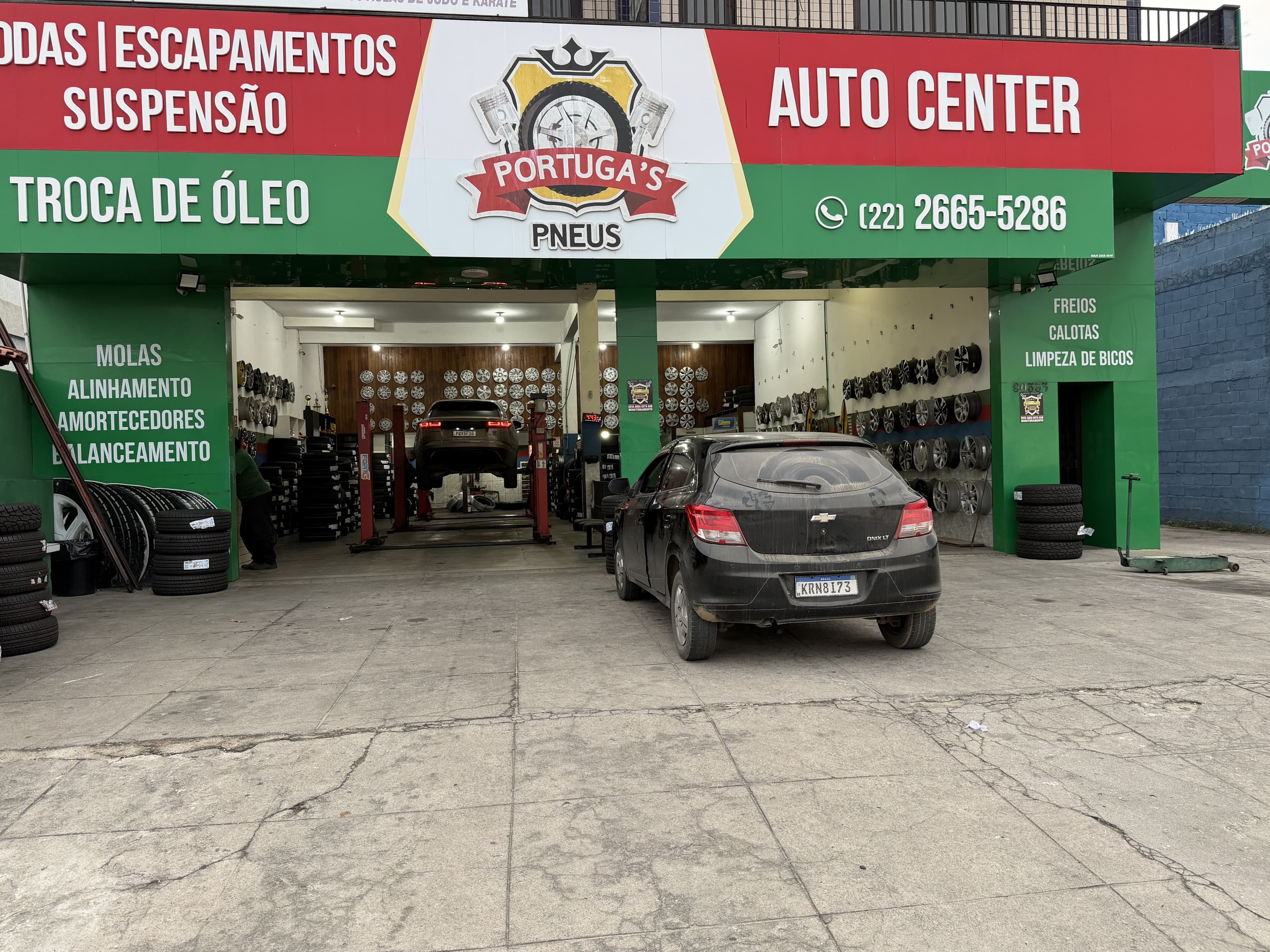 Fachada da Portuga's Pneus em Araruama-RJ